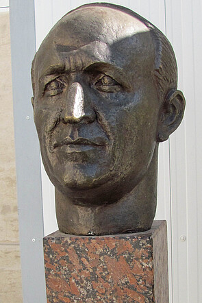Vukov , Museum of Socialist Art, Statue