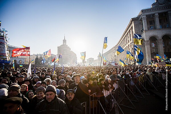 Author: Sasha Maksymenko; URL: https://commons.wikimedia.org/wiki/File:Anti-government_protests_in_Kiev_(13087644205).jpg